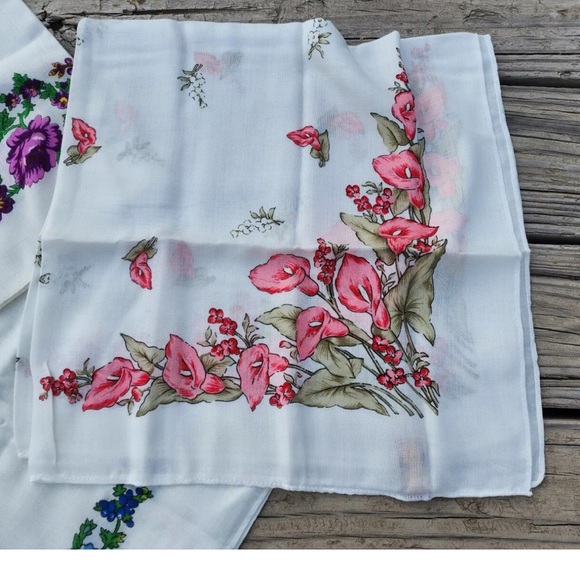 5 Vintage Headscarves White Floral Assorted colors Bundle 29X29 - Picture 5 of 7